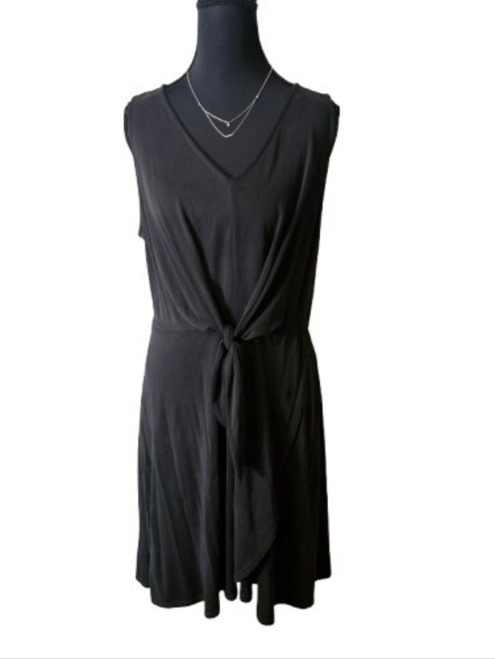 Sleeveless Large V-Neck Tie-Waist Black Dress